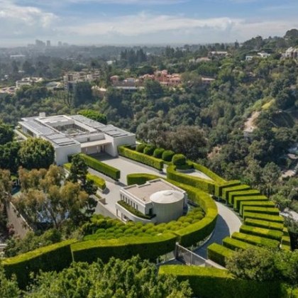 На хълмовете на Бевърли Крест квартал в Уестсайд на Лос Анджелис