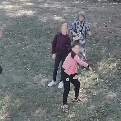 Деца хвърлят камъни по прозорците на живущите на великотърновската улица