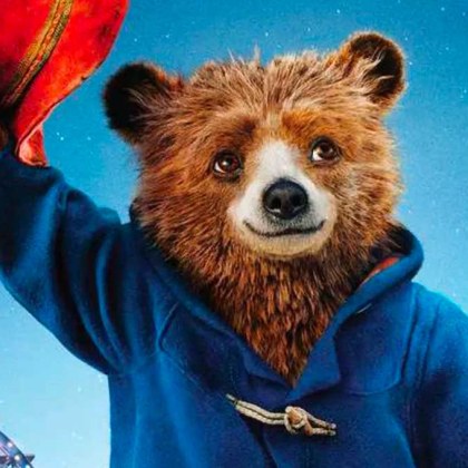 Най накрая Мечето Падингтън получи британски паспорт 66 години след