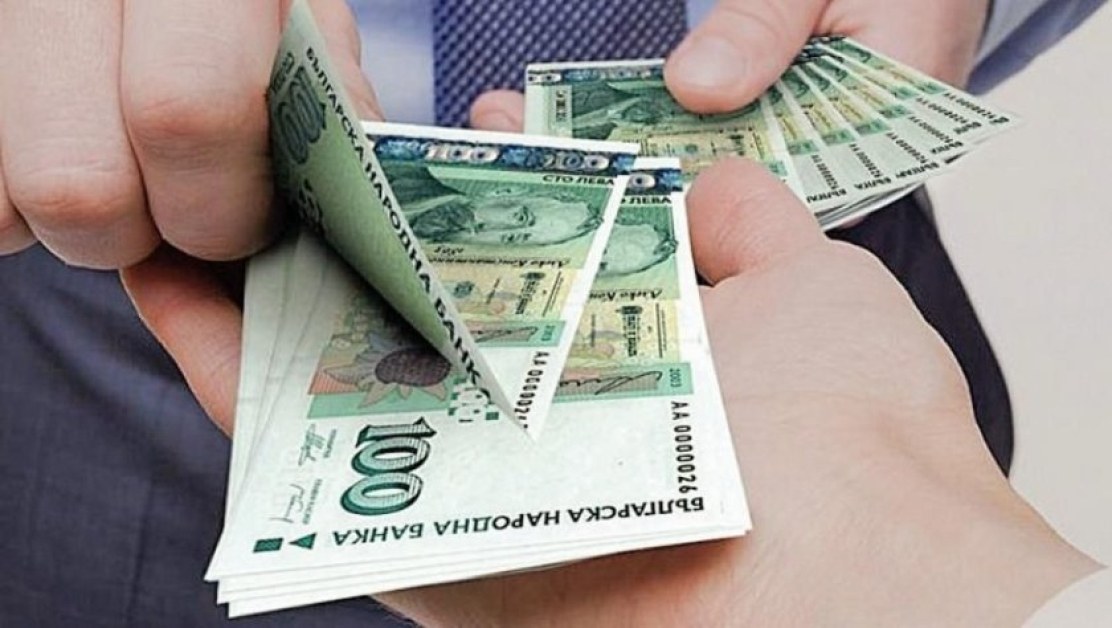 Десетки хора твърдят, че са жертви на измама с теглене на кредити