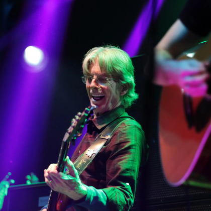 На 84 години почина рок басистът Фил Леш Той бе съосновател