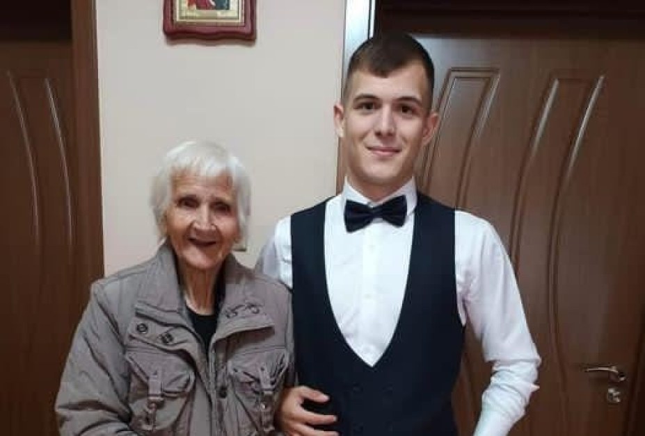 Внук търси баба си в Сливенско, всяка информация е от значение!