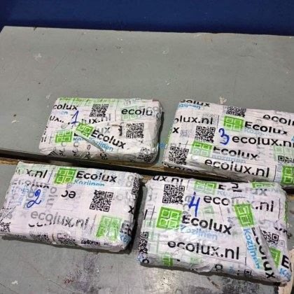 4 6 кг кокаин задържаха митнически служители при проверка на товарен