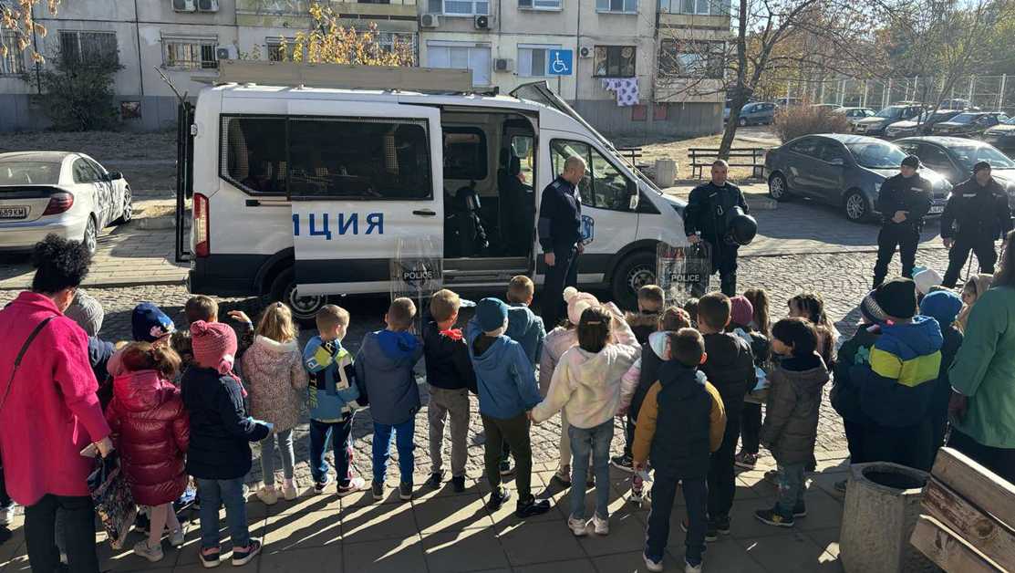 Служители на пловдивската дирекция на МВР с награди за патронния си празник Архангеловден