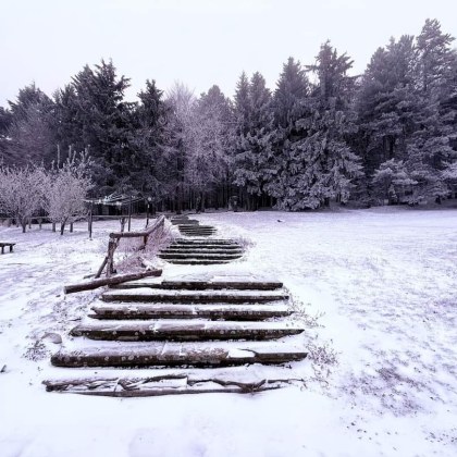 Първия сняг падна в Стара планина Това документираха снимки и
