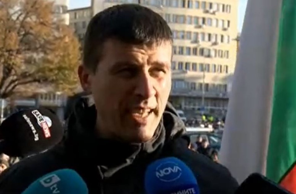 Ивелин Михайлов: Това е протест на нормалността