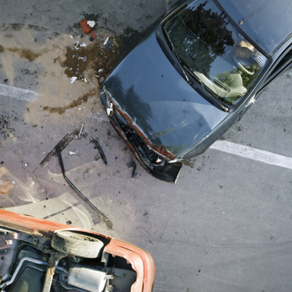 Челен сблъсък между два автомобила е станал на пътя между