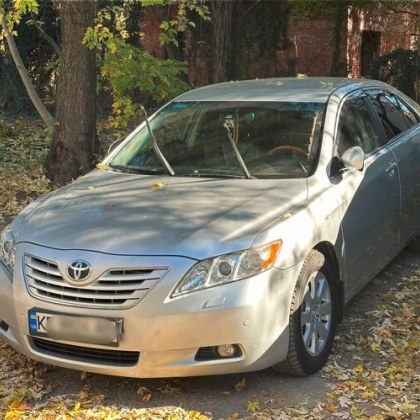 Лек автмобил с регистрация от Украйна бе обект на посегателство