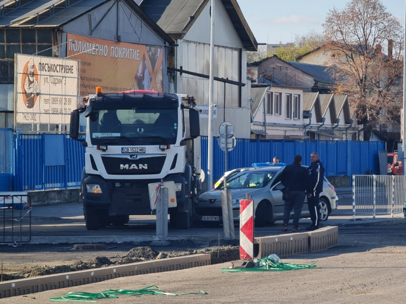 Катастрофа в Бургас прати двама души в болница