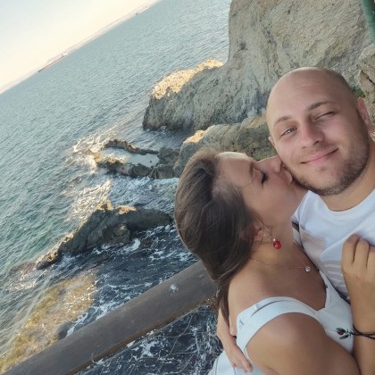 Виктория Бисерова приятелката на полицая който преди година отне живота