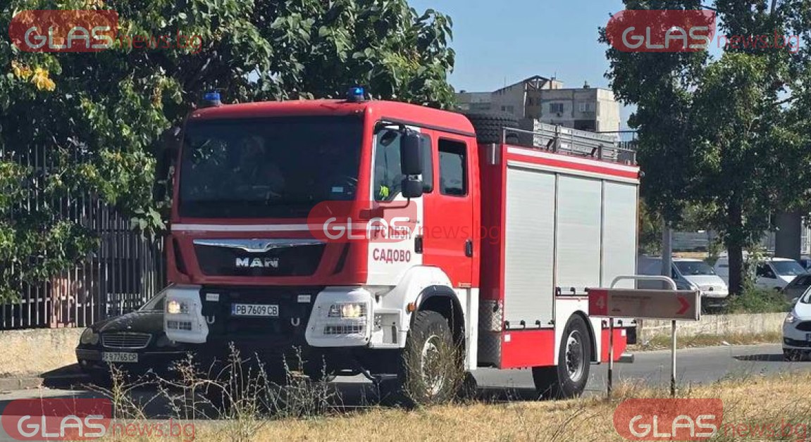 Пожар гори в жилищна сграда в Свети Влас, съобщи кметът