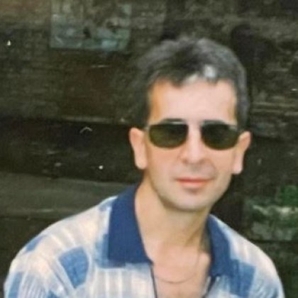 22 години хиляди километри и няколко граници това разделя