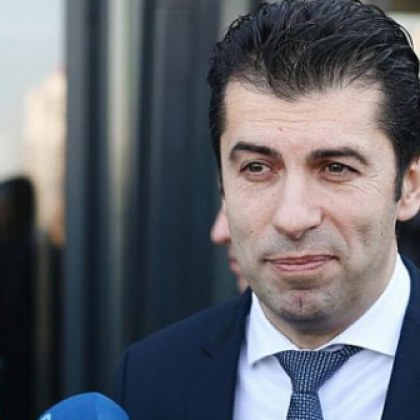 В Продължаваме промяната всеки има право на свободен глас и