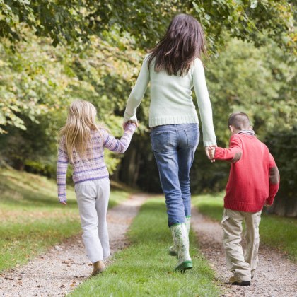 Родителите които искат да ползват данъчните облекчения за деца или