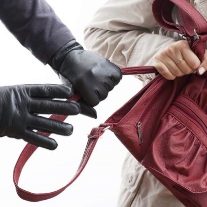 Криминално проявен е задържан за грабеж За посегателството в Пето