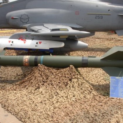 Украинската делегация ръководена от министъра на отбраната Рустем Умеров поиска