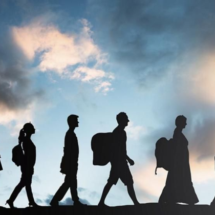 На фона на увеличаващия се брой мигранти давещи се в