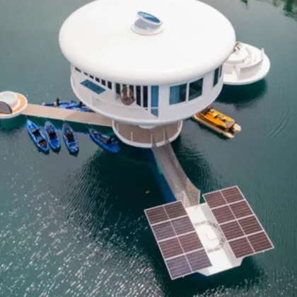 Германец живее от два месеца в подводна капсула на дълбочина