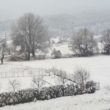 Прекъснато е електрозахранването в някои части на Западна България поради