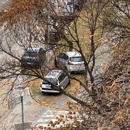 Паркирането се превръща във все по проблематичен въпрос за големите градове Броят