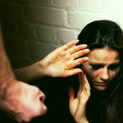 Разследват няколко случая на домашно насилие в Перник съобщиха от полицията Трима