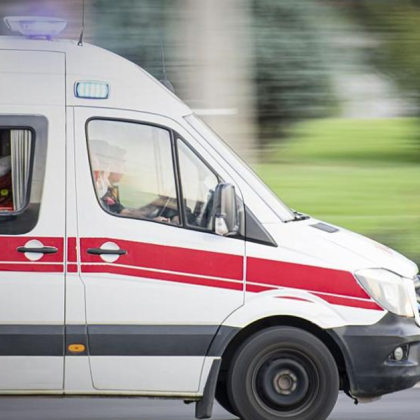 Българска гражданка е загинала при тежка катастрофа между автобус и камион в