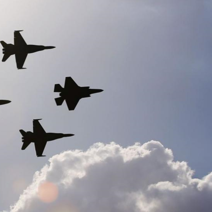 Израелските военновъздушни сили нанесоха удари по военни обекти въоръжени радикали