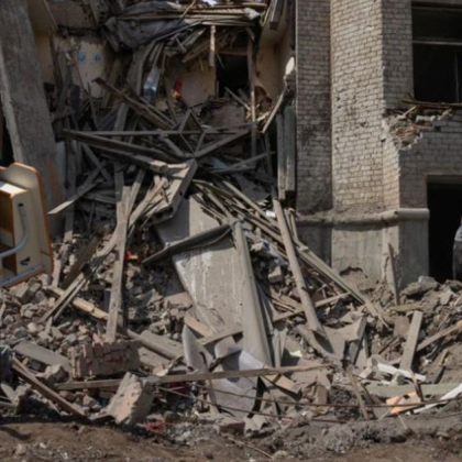 Среднощна руска атака с дронове остави западния украински град Тернопол