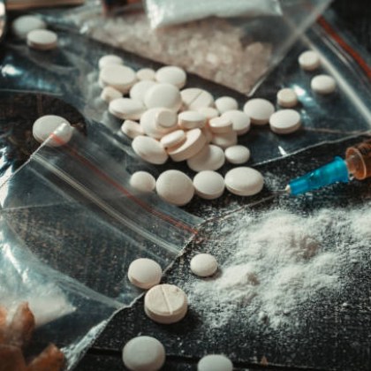 Четирима са хванати с дрога през последното денонощие в Хасковско Трима