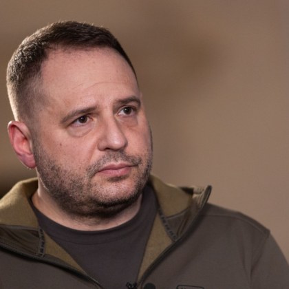 Ръководителят на кабинета на президента на Украйна Андрий Ермак остана