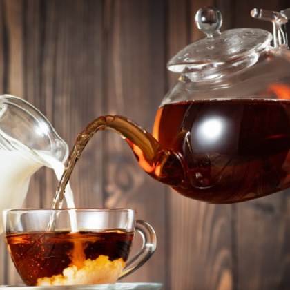 Успокояващата топлина кремообразната текстура и сладкият млечен вкус на чая