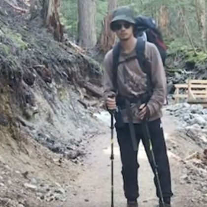 Мъж е открит жив след като в продължение на 5