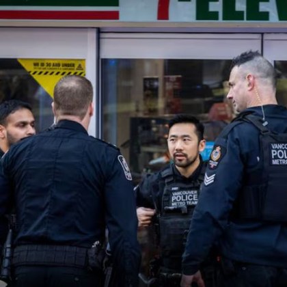Полицаи застреляха мъж във Ванкувър