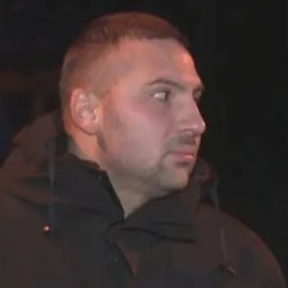 Видях госпожата как спира мен с колата и в този