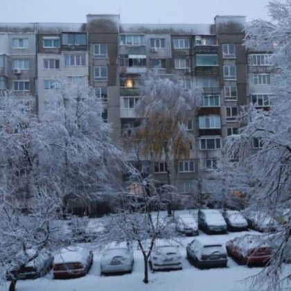 Първи обработки със смеси срещу заледяване са извършени в районите