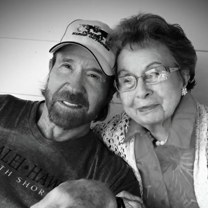 Майката на Чък Норис Уилма Норис Найт почина на