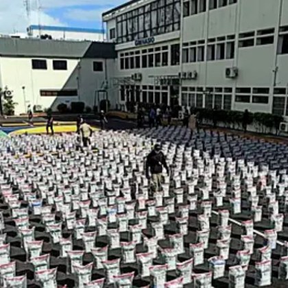 Властите на Доминиканската република обявиха снощи че са иззели близо