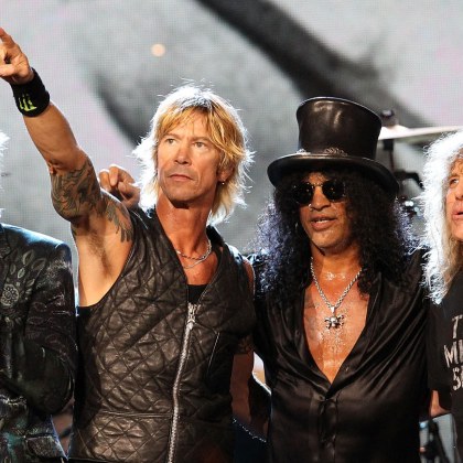 Рокендрол легендите Guns n’ Roses с концерт на стадион Васил