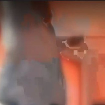 История от родно училище Ученици друсат тежък кючек в актовата