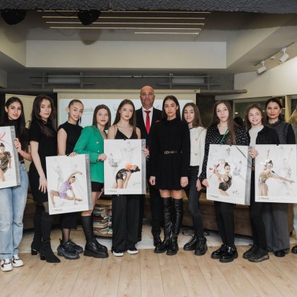 В навечерието на Коледните и Новогодишни празници Fibank Първа инвестиционна