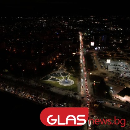 Втори ден продължава тежкият трафик в пловдивския квартал Смирненски От