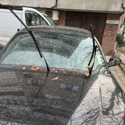 Вандалска проява застигна пловдивчанка паркирала колата си в най големия квартал