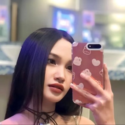 Популярната 20 годишна поп певица Пинг Чаяда почина на 8 декември