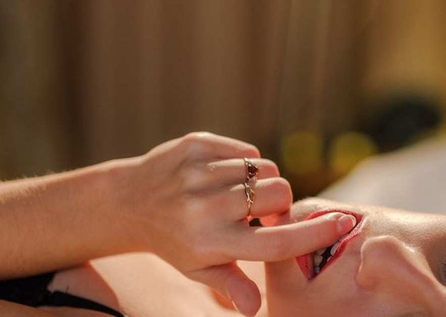 НАП разкри: нашенци, споделящи еротично съдържание,  спечелиха 14 млн. лв