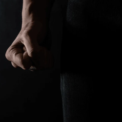 31 годишен мъж е изпратил сигнал на телефон 112 че в