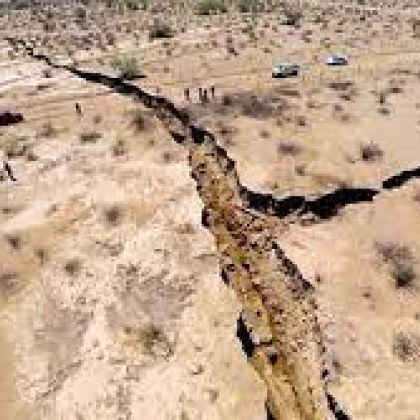 Рояк от земетресения беше регистриран на огромен разлом с дължина около 46