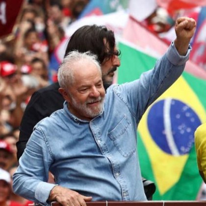 Президентът на Бразилия Луис Инасио Лула да Силва беше изписан