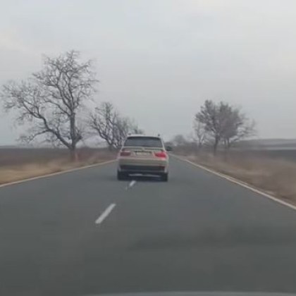 Шофьор на BMW X5 стана обект на критики в социалните