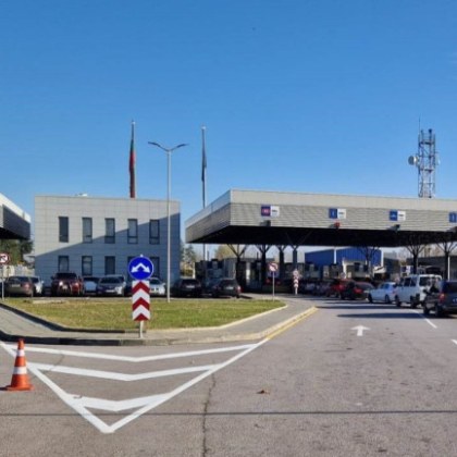 Турция въведе такса за дезинфекция за всички български автомобили след