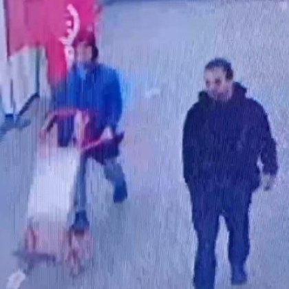 Двама мъже са откраднали количка за товарене в София Инструментът